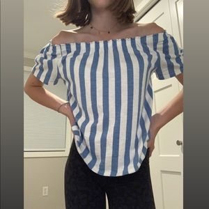Abercrombie & Fitch Girls Off the Shoulder Shirt